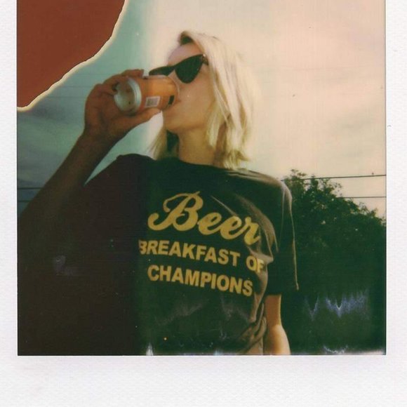 NWT Electric West Beer Breakfast of Champions Tee - Picture 4 of 4